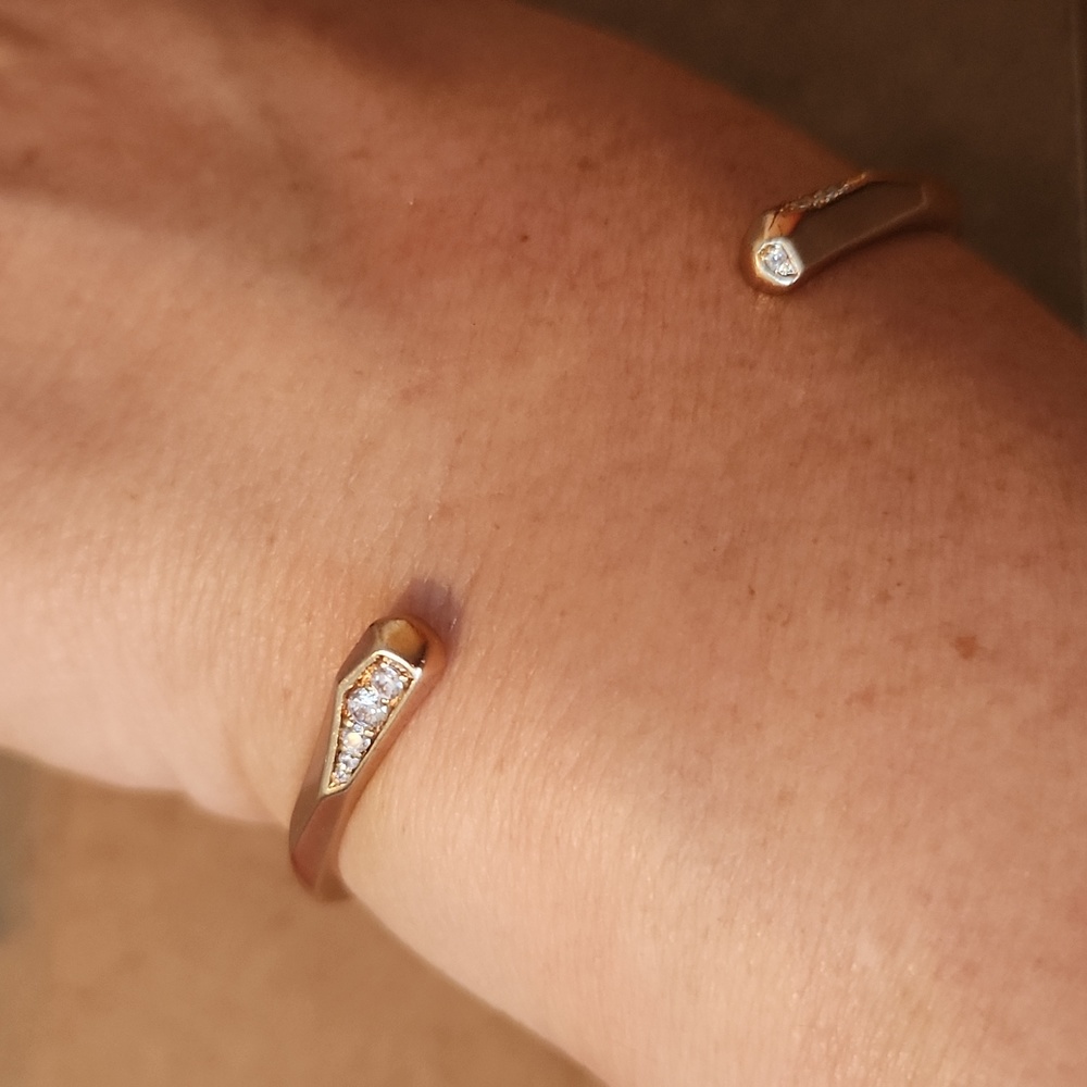 Kendra Scott rose gold cuff dangle bracelet